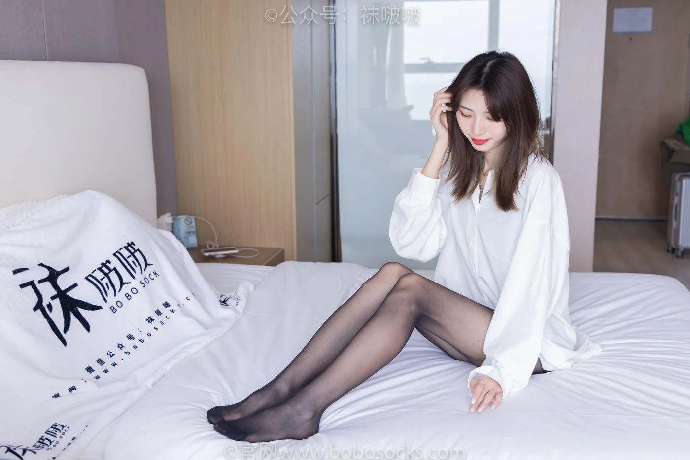 [BoBoSocks袜啵啵]NO.046 枫枫-短靴、黑丝 [135P]插图